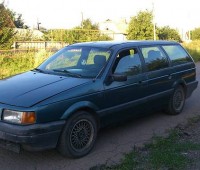 Volkswagen Passat 1989 B3 Универсал 1.6 MT (72 л.с.) в разборе