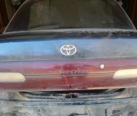 Toyota Sprinter 1993 E100 Седан в разборе