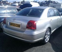 Toyota Avensis 2004 II Седан 1.8 MT (129 л.с.) в разборе