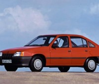 Opel Kadett 1985 E Хетчбэк 5-дв. 1.2 MT (55 л.с.) в разборе